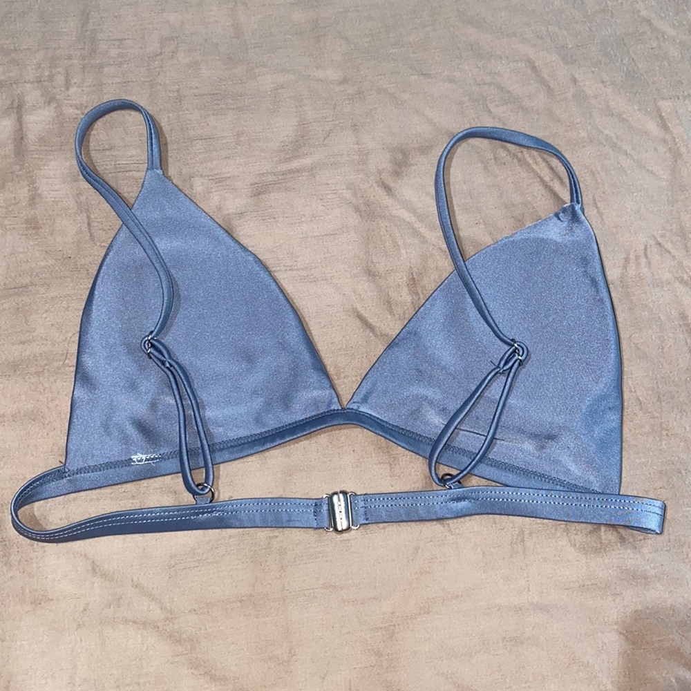 Gray bikini - Picture 4 of 4